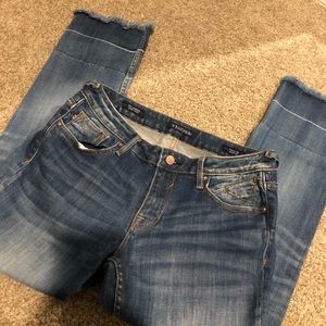 Vigoss Frayed Jeans